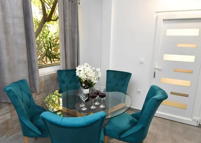 Mit Terrasse By Interhome Apartment Gradac (Split-Dalmatia)