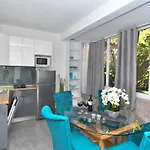 Mit Terrasse By Interhome
