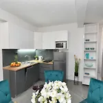 Mit Terrasse By Interhome