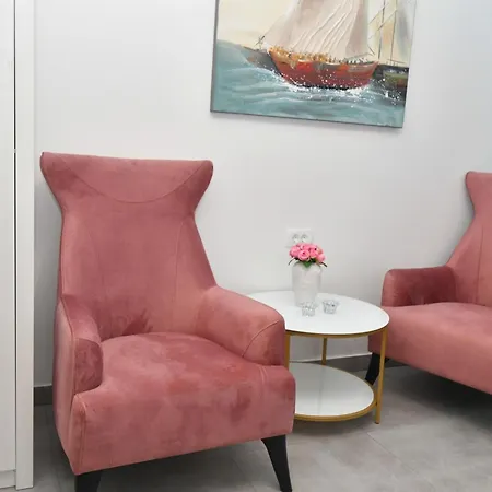 Mit Terrasse By Interhome *