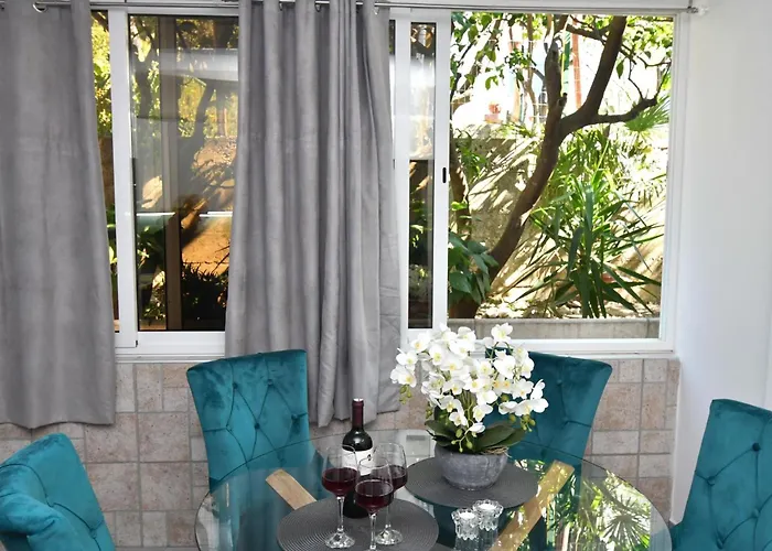 Διαμέρισμα Mit Terrasse By Interhome