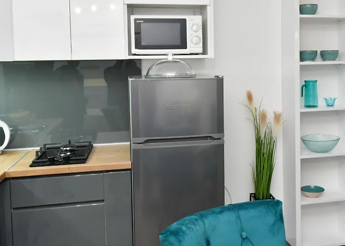 Mit Terrasse By Interhome Διαμέρισμα Gradac (Split-Dalmatia)